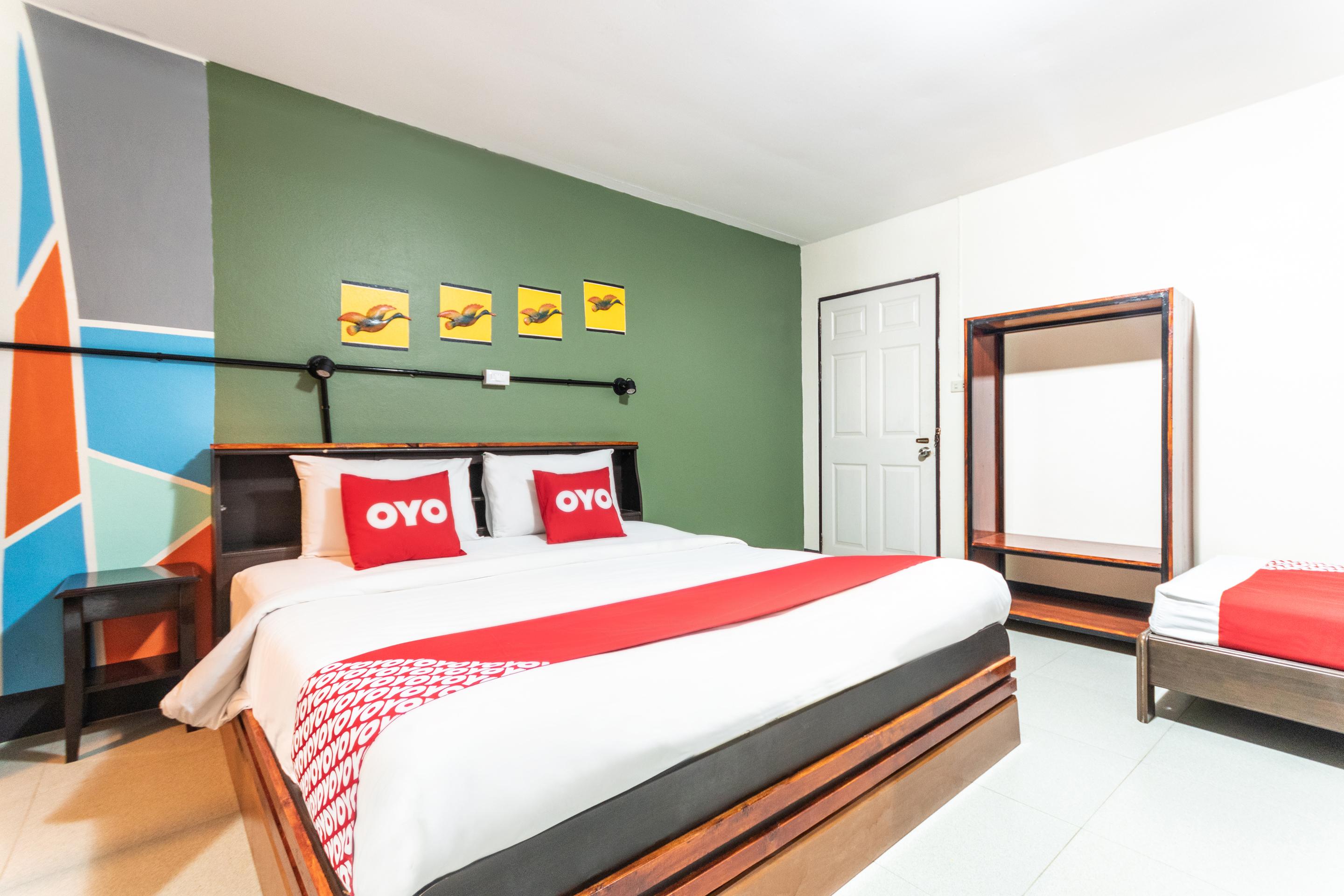 Oyo 75304 Riverside Guesthouse Khao Lak Exterior foto