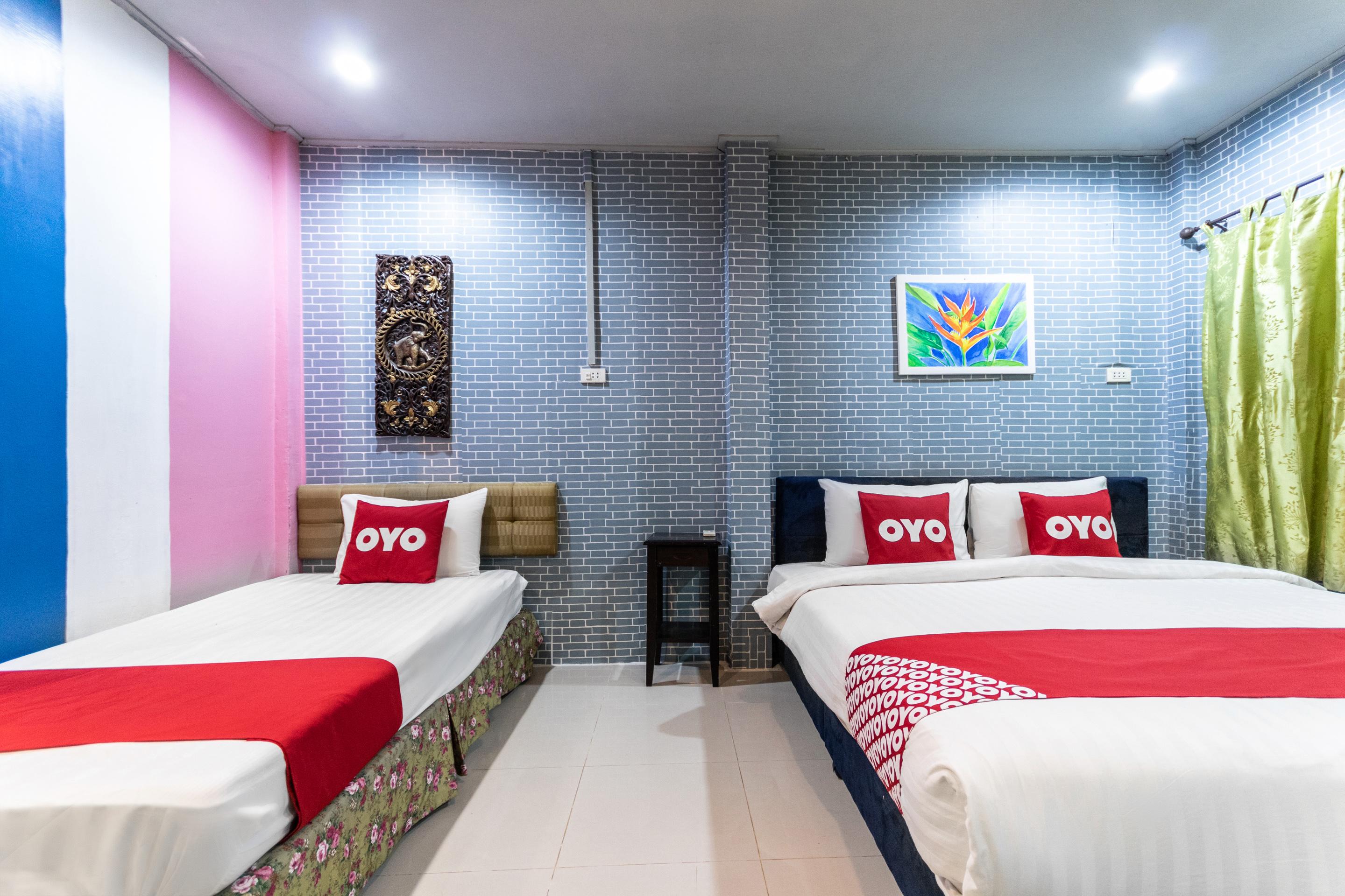 Oyo 75304 Riverside Guesthouse Khao Lak Exterior foto