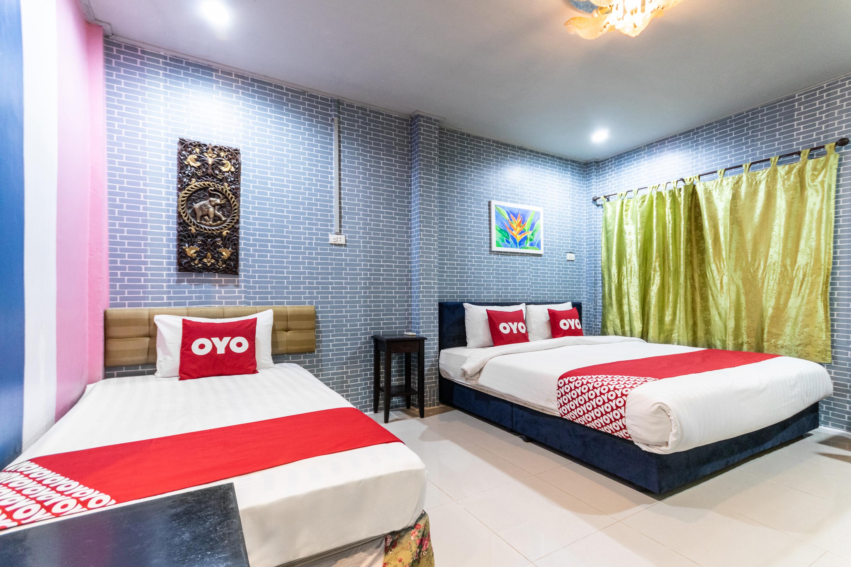 Oyo 75304 Riverside Guesthouse Khao Lak Exterior foto