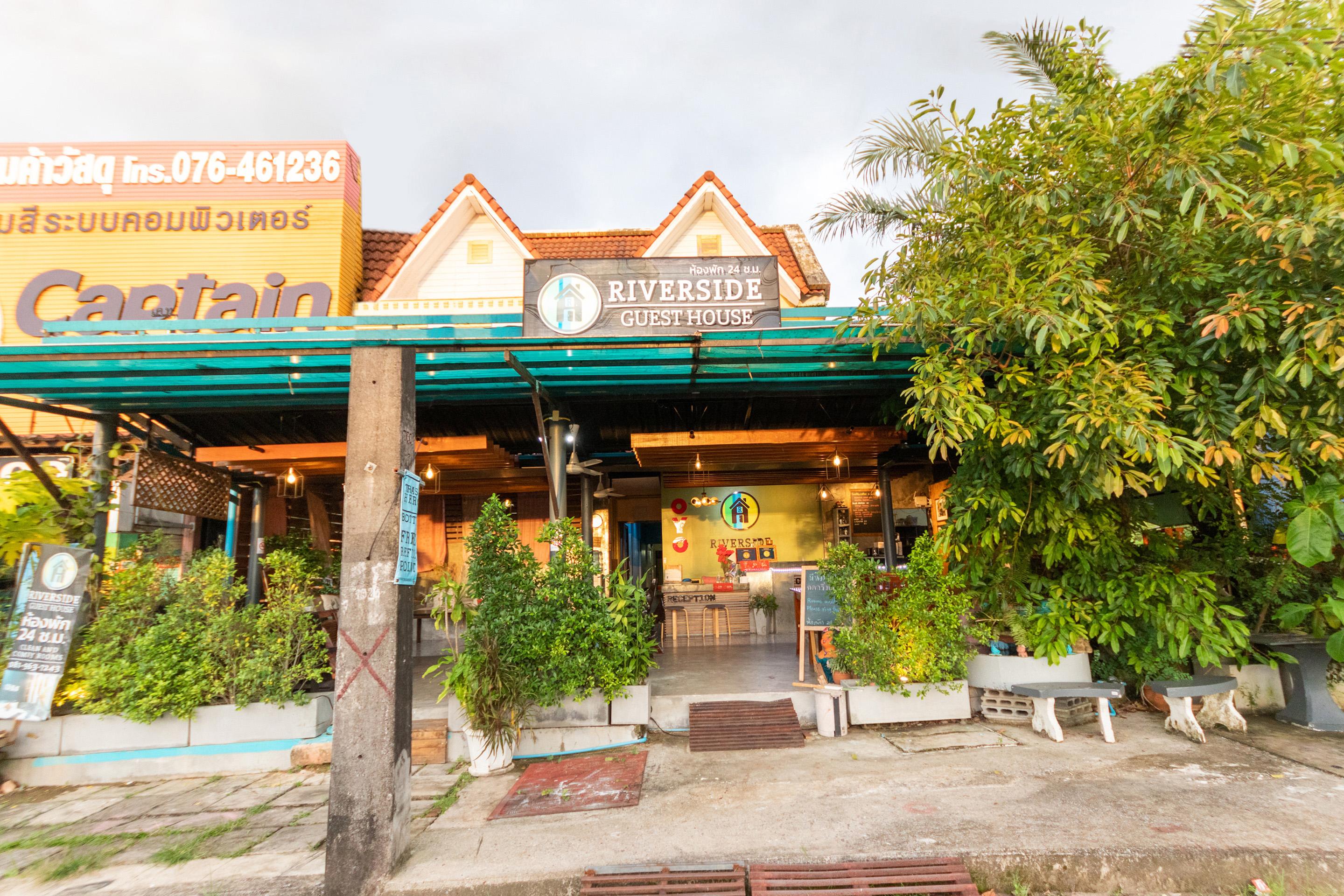 Oyo 75304 Riverside Guesthouse Khao Lak Exterior foto