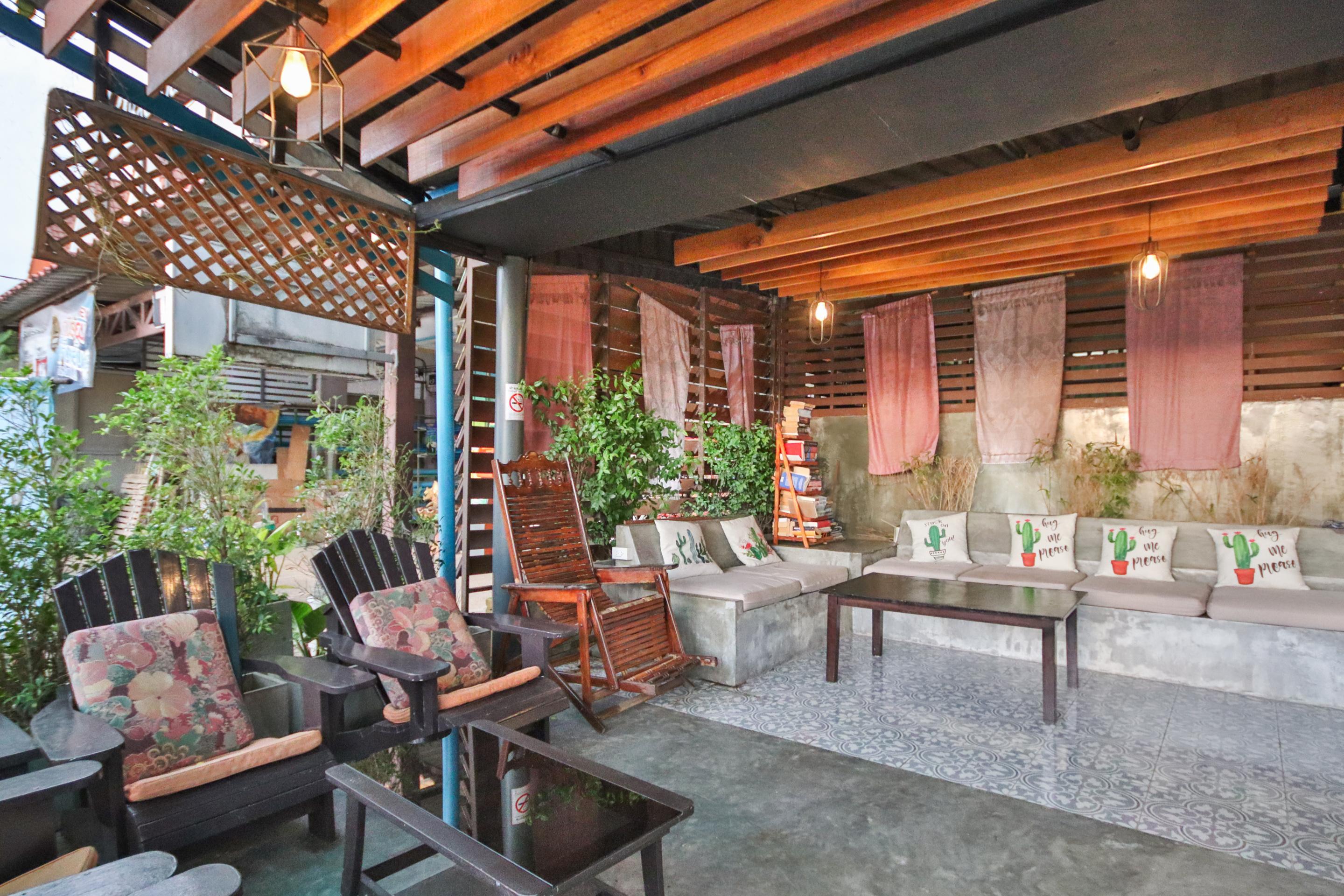 Oyo 75304 Riverside Guesthouse Khao Lak Exterior foto